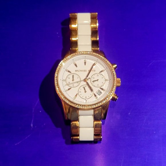 MICHAEL KORS  Ritz  MK6324 White Dial Lady's Watch Genuine - Picture 1 of 5
